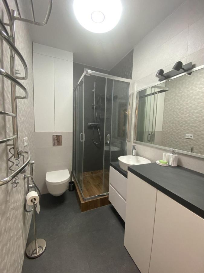 Nyvky Like Home - Fayna Town - Apt 398 Kiev Luaran gambar