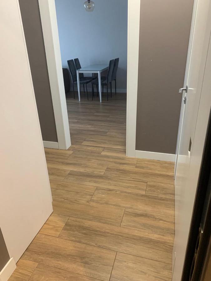 Nyvky Like Home - Fayna Town - Apt 398 Kiev Luaran gambar